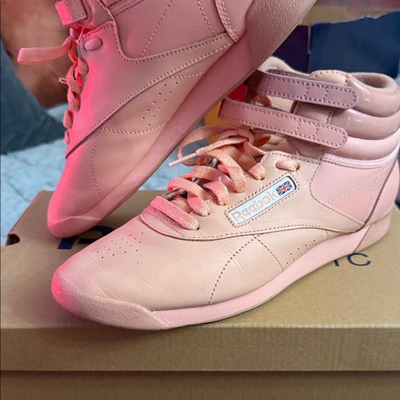 Reebok Women's Blush High-Top Sneakers - Picture 4 of 10